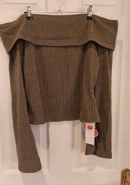 CIDER Off The Shoulder Ribbed Sweater